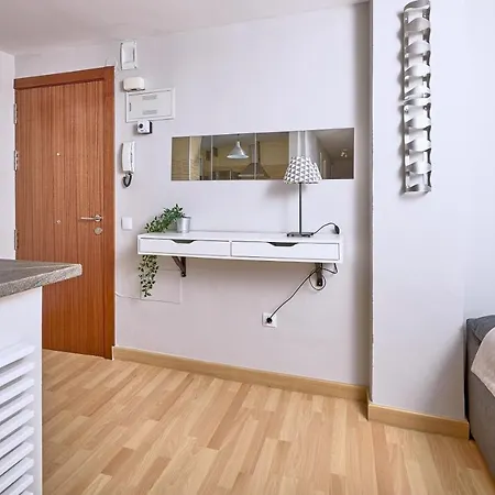 Holidays2malaga Salitre 3 Bedroom Up To 7 People High Speed Wifi *