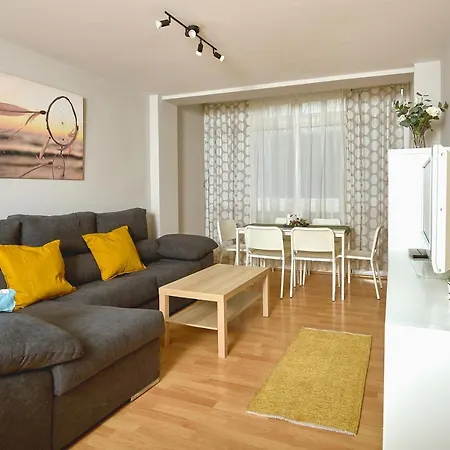 Holidays2malaga Salitre 3 Bedroom Up To 7 People High Speed Wifi * Málaga