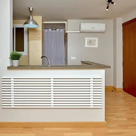 Holidays2malaga Salitre 3 Bedroom Up To 7 People High Speed Wifi *