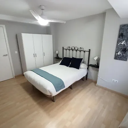Daire Holidays2malaga Salitre 3 Bedroom Up To 7 People High Speed Wifi